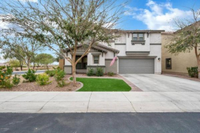 Luxury Upgraded Gilbert Private Home!